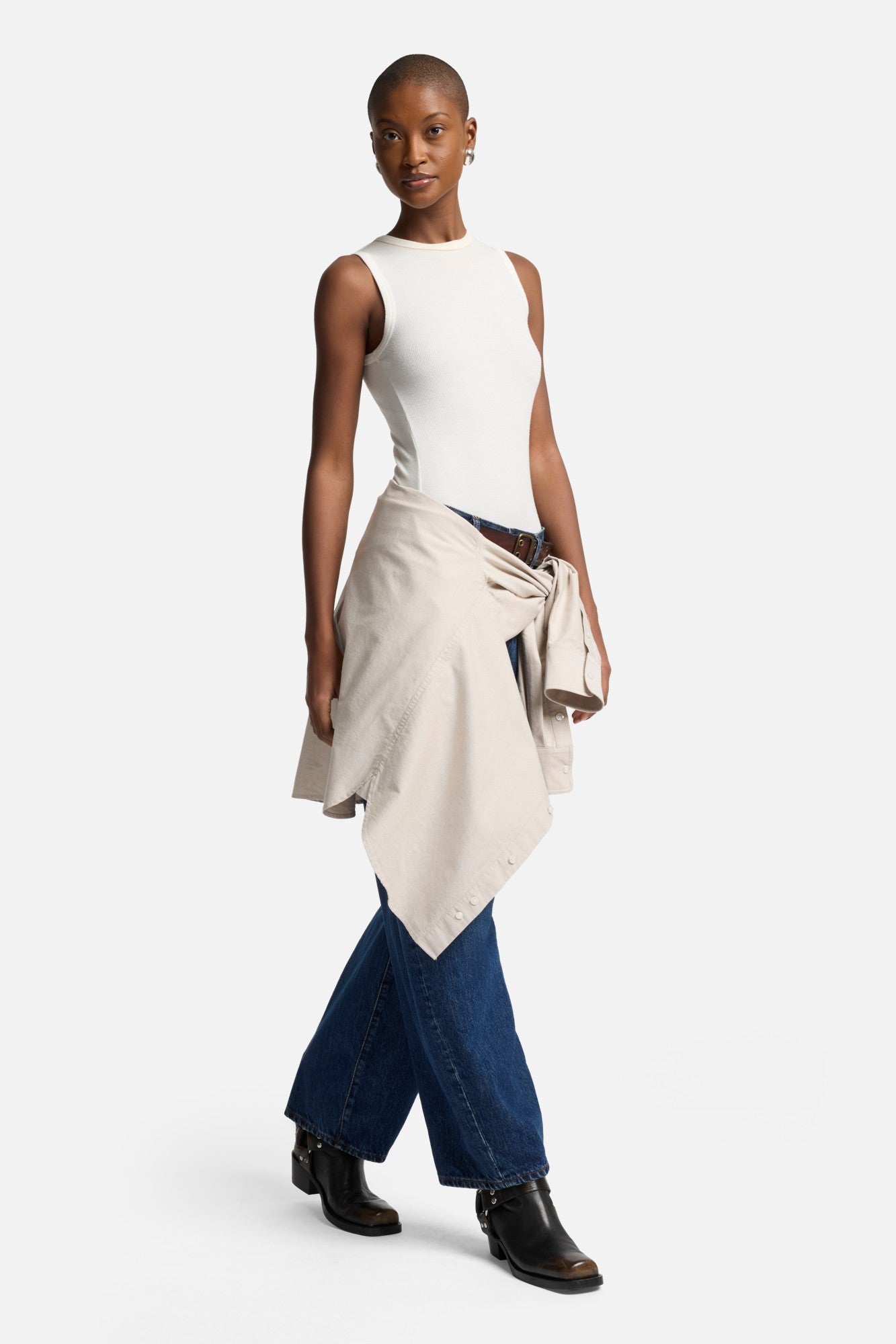 MANKIND Twisted Bonnie Barrel Leg in Radar | 7 For All Mankind