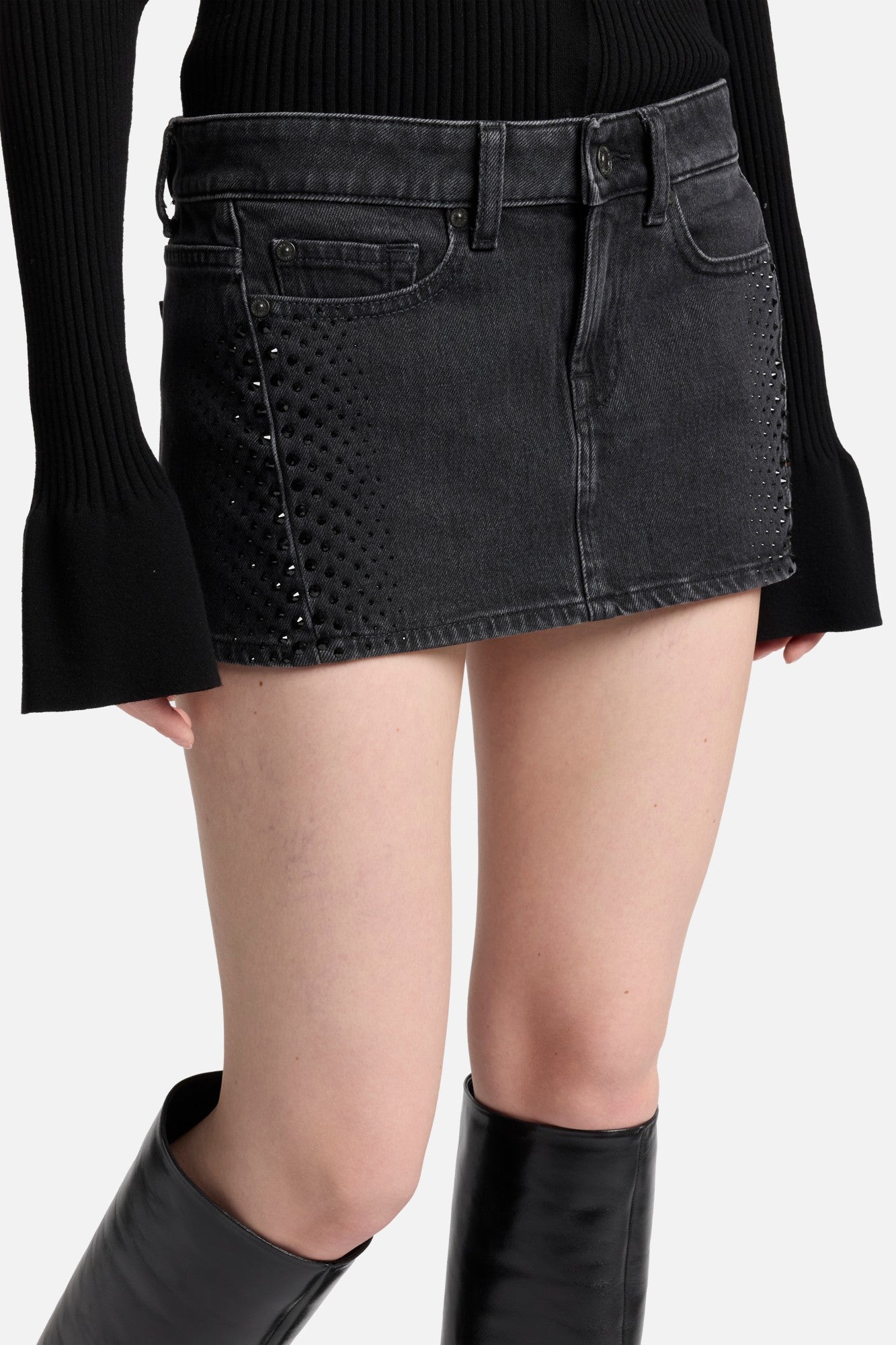 MANKIND Twisted Cherry Skirt in Thunderstorm | 7 For All Mankind