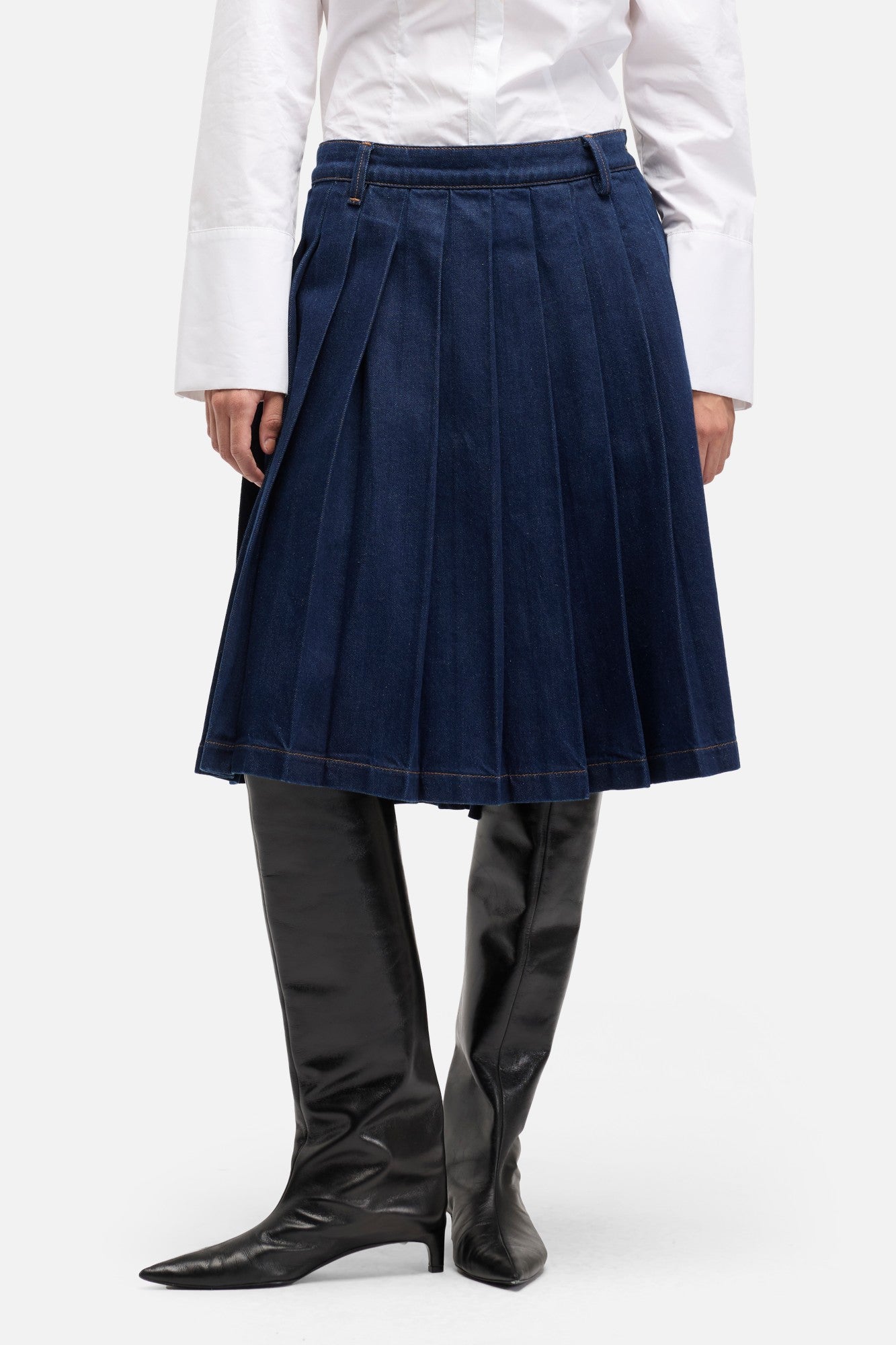 MANKIND Pleated Midi Skirt in Franklin | 7 For All Mankind