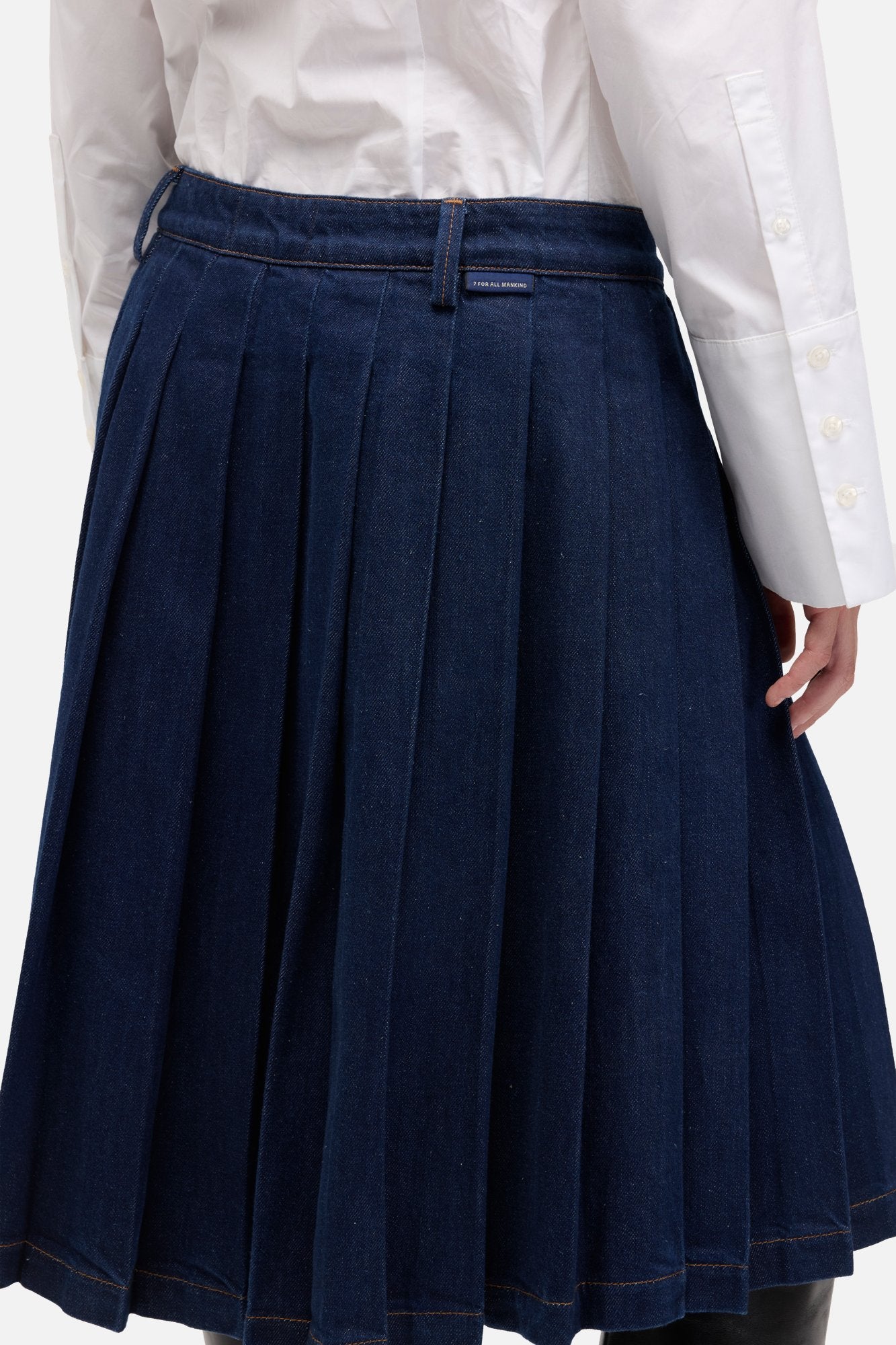 MANKIND Pleated Midi Skirt in Franklin | 7 For All Mankind