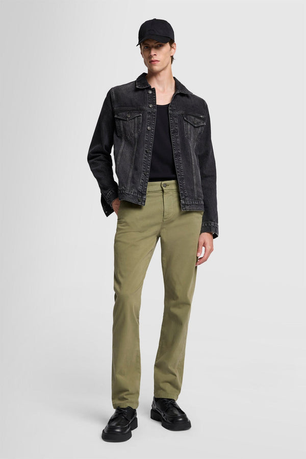 SLIMMY CHINO in Luxe Performance Sateen