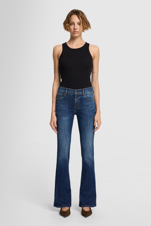 BOOTCUT in Slim Illusion