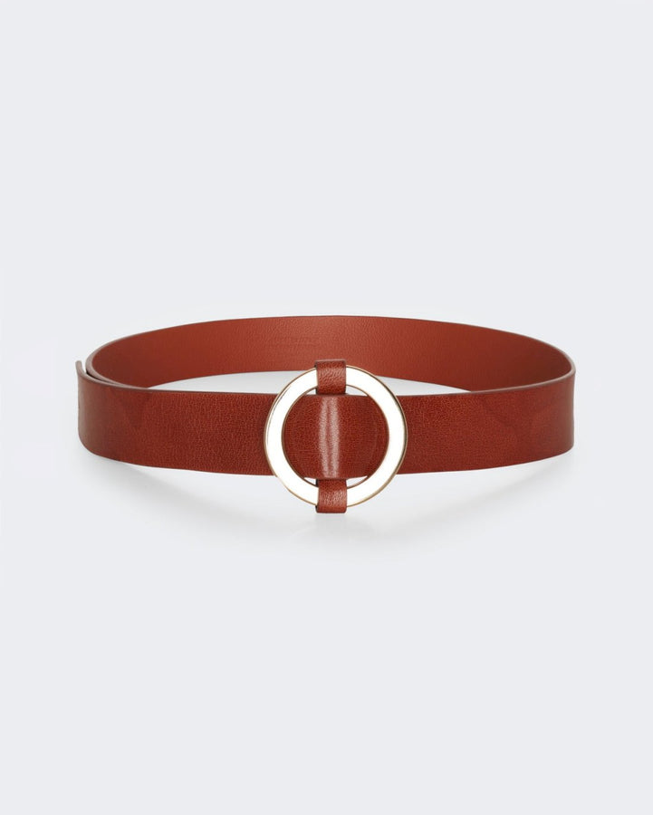 Ring Buckle Leather Belt in Cognac