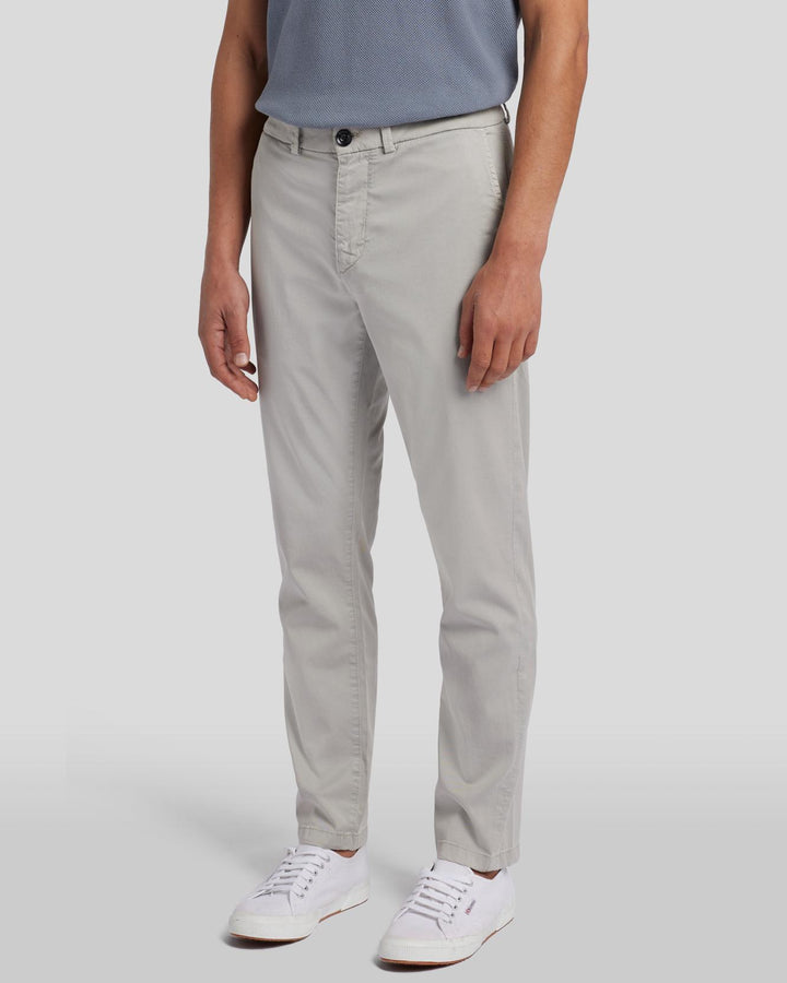 Weightless Adrien Chino in Gentle Grey | 7 For All Mankind