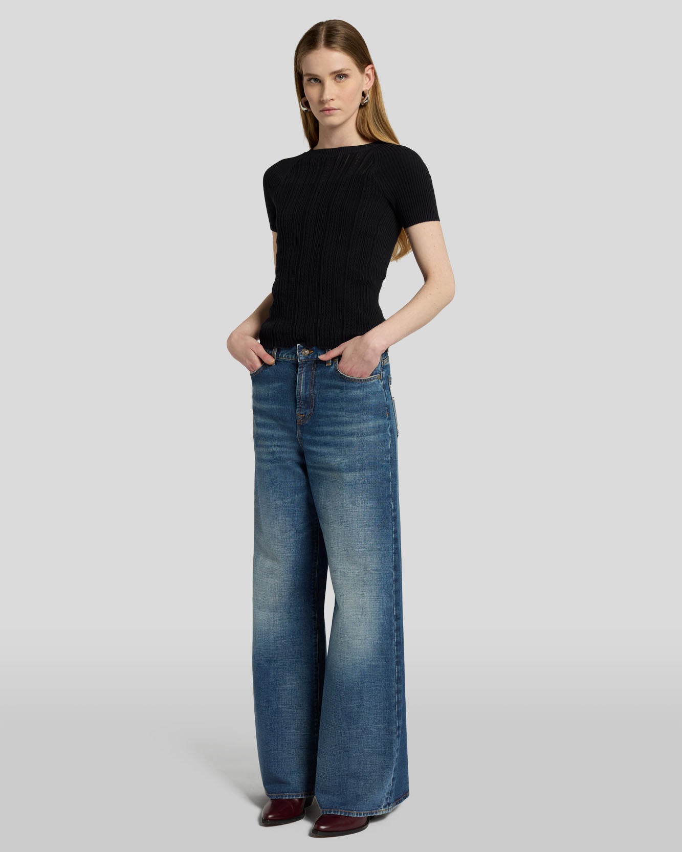 MANKIND Zoey Super Wide Leg in Secretariat | 7 For All Mankind